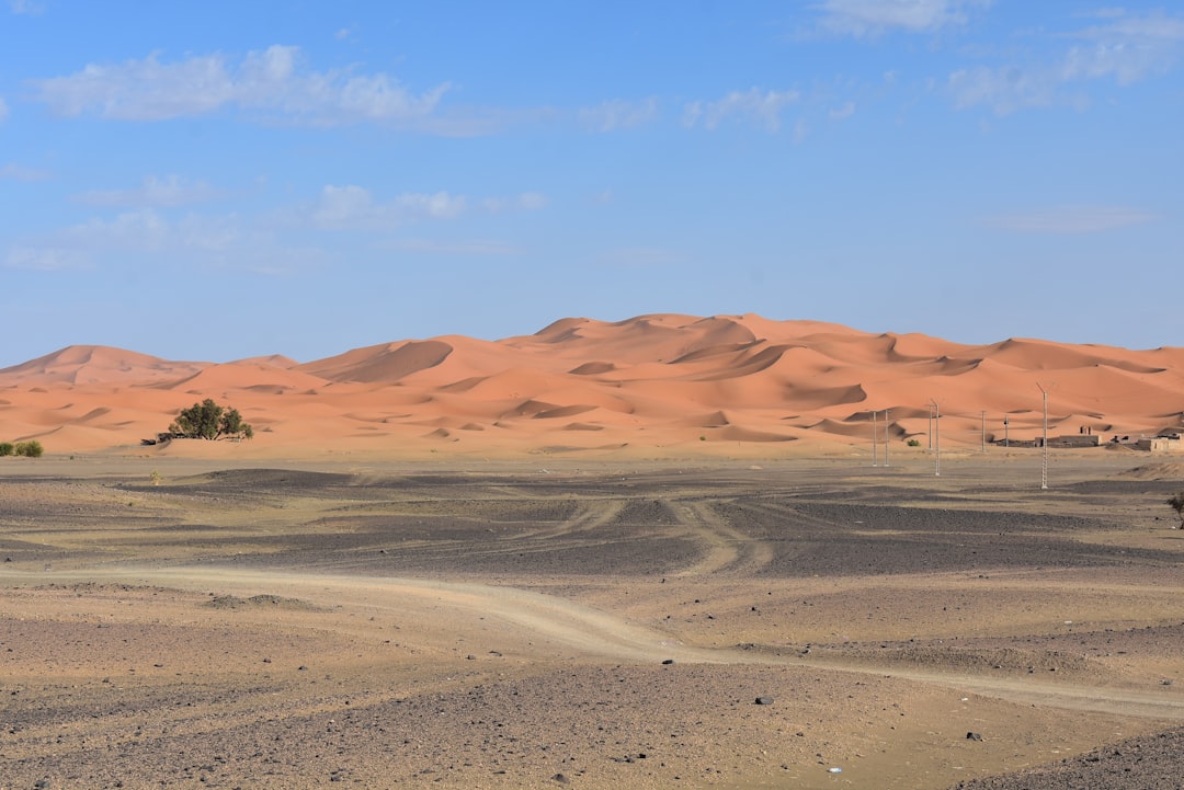 Erg Chebbi: las dunas naranjas del Sahara - 423P+F6 | Secret World Trip Planner