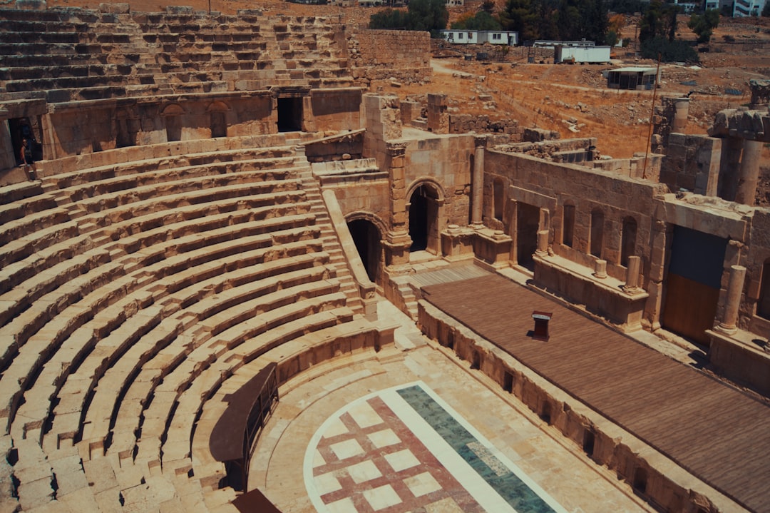 Anfiteatro de El Jem: el Coliseo de Túnez - Route Mahdia | Secret World Trip Planner