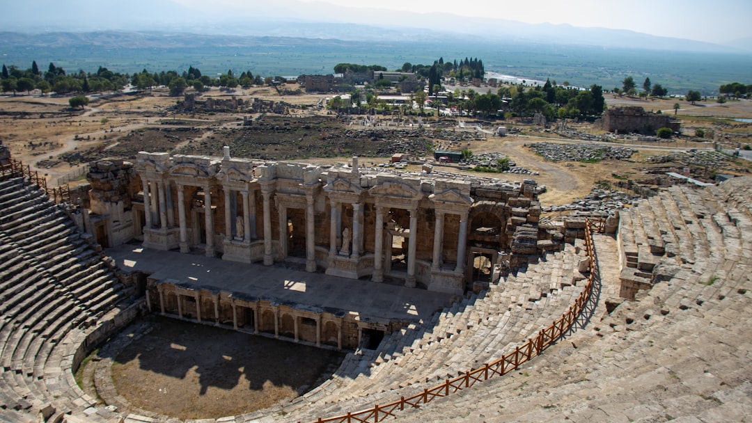 Anfiteatro de El Jem: el Coliseo de Túnez - Route Mahdia | Secret World Trip Planner