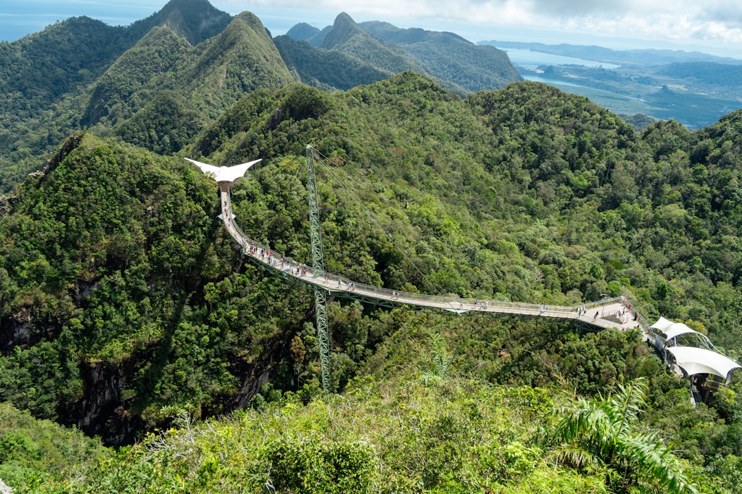 Langkawi Sky Bridge: il ponte curvo a 700 metri - 07000 Langkawi | Secret World Trip Planner