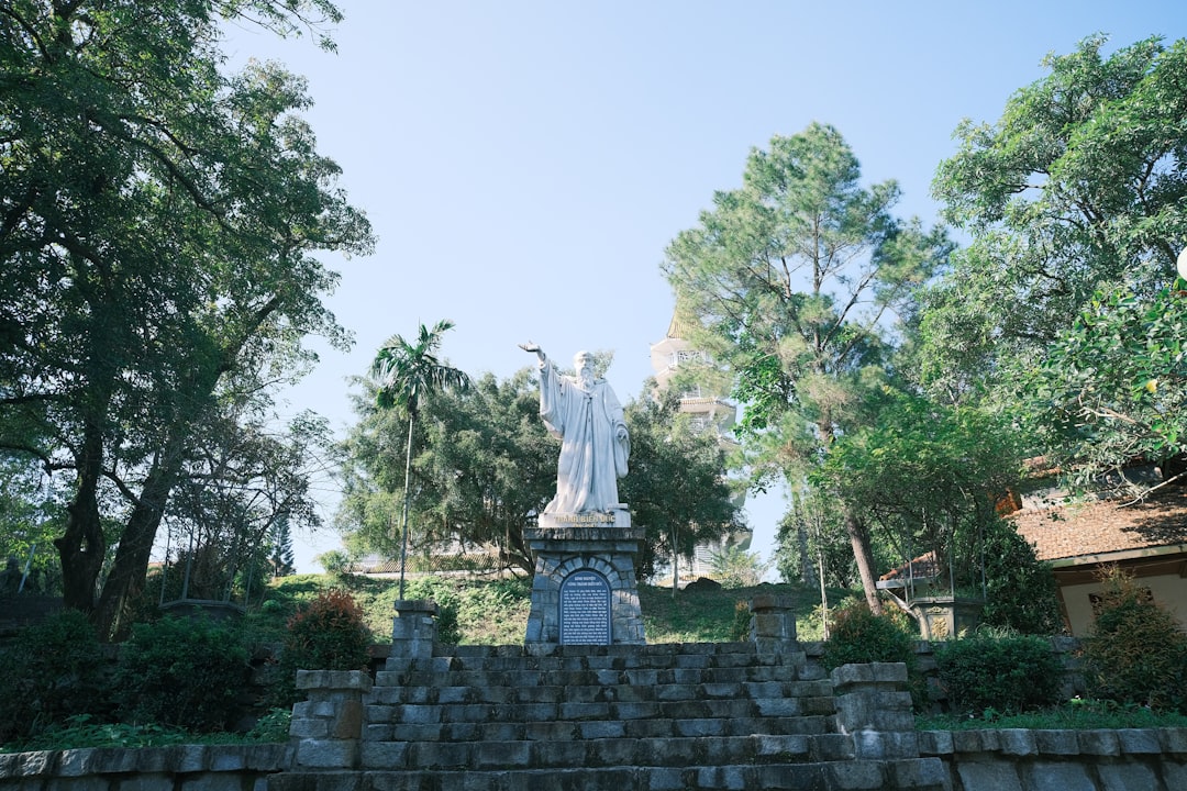 Descubre el Santuario de Nuestra Señora de La Vang en Vietnam - Hai Lang | Secret World Trip Planner