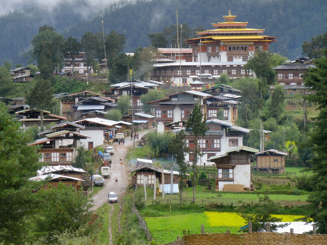 Dzong de Punakha : le monastère-forteresse du Bhoutan - HVR7+G62 | Secret World Trip Planner