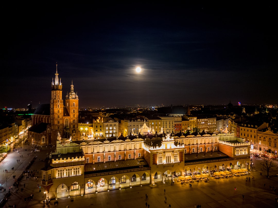 Museo de la Historia de Cracovia: 21 edificios históricos - Rynek Główny 35 | Secret World Trip Planner