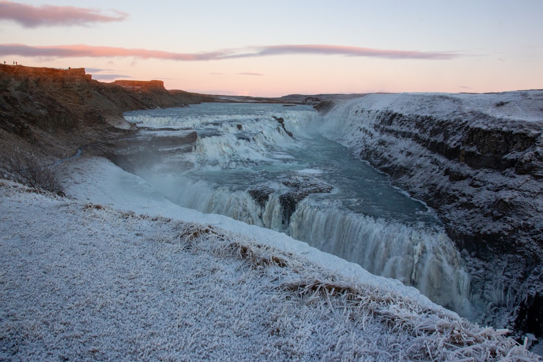 Gullfoss: La Cascada Dorada de Islandia - 8VGH+RFR | Secret World Trip Planner