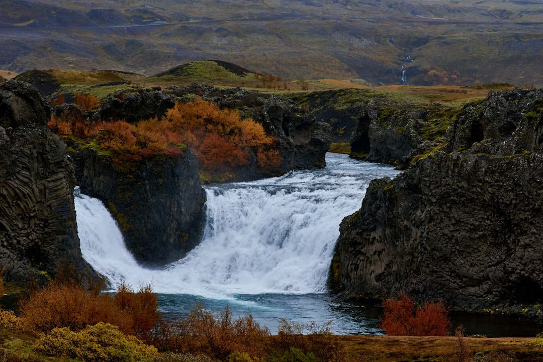 Découvrez la magie d'Ófærufoss : La cascade islandaise à ne pas manquer