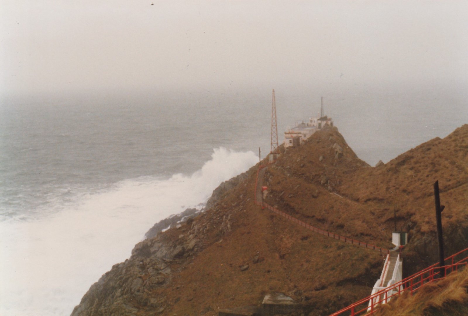 Mizen Head Lighthouse: Ein Leuchtturm im Herzen Irlands - Comeenavrick | Secret World Trip Planner
