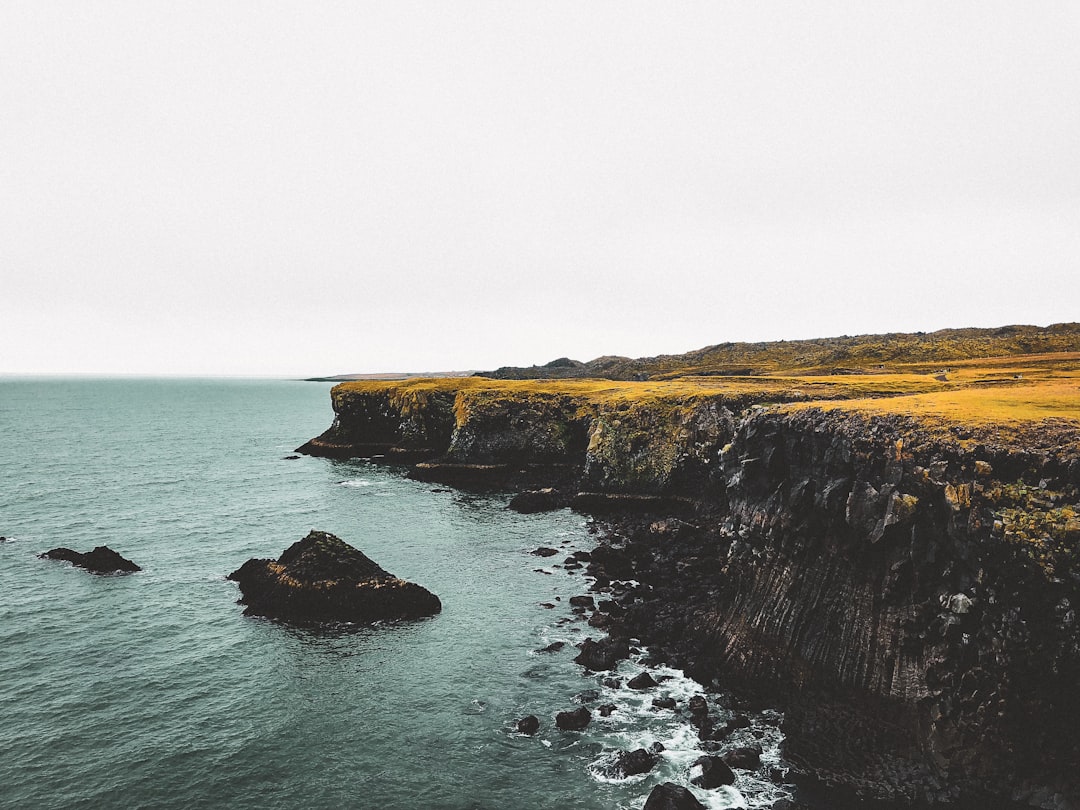 Découvrez Skor : un coin d'Islande à ne pas manquer | Secret World Trip Planner