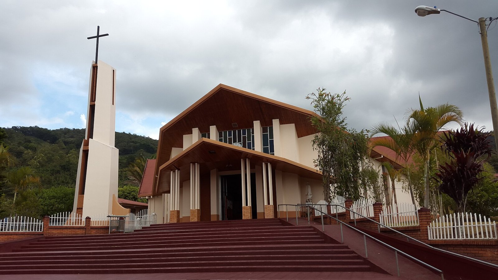 Iglesia de San Pablo: Un tesoro culturale a Platanares — Pérez Zeledón