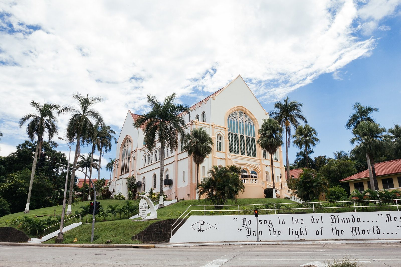 Discover Panama's Church: A Cultural Treasure to Visit - Hacia el Valle 22-59 | Secret World Trip Planner