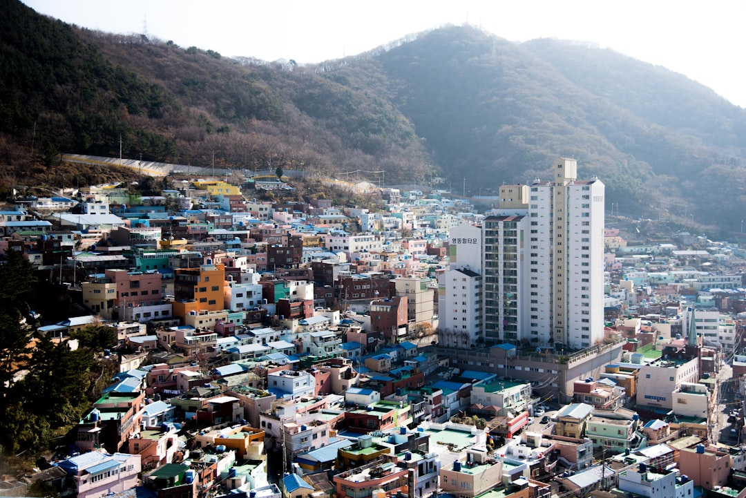 Deokgu Oncheon: natürliche Thermalquellen in Uljin - Uljin | Secret World Trip Planner