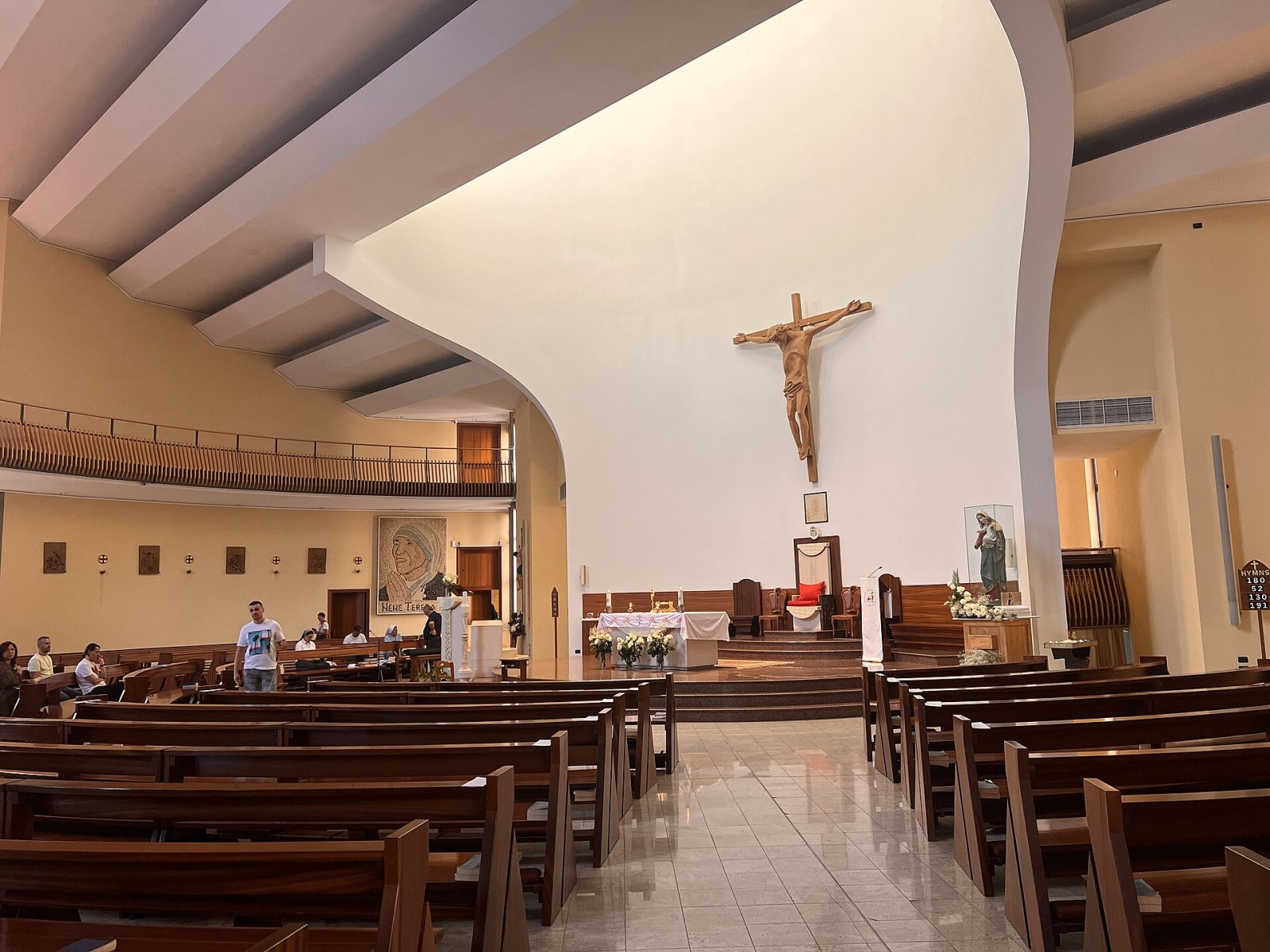 Scoprire il Papa Francesco: Cultura e Spiritualità in Albania - Tiranë | Secret World Trip Planner