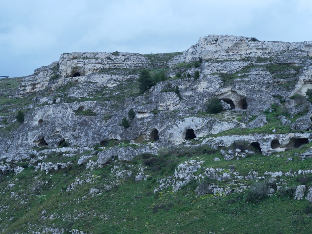 Grotta von Clamouse: Weiße Kristalle im Hérault - D4 | Secret World Trip Planner