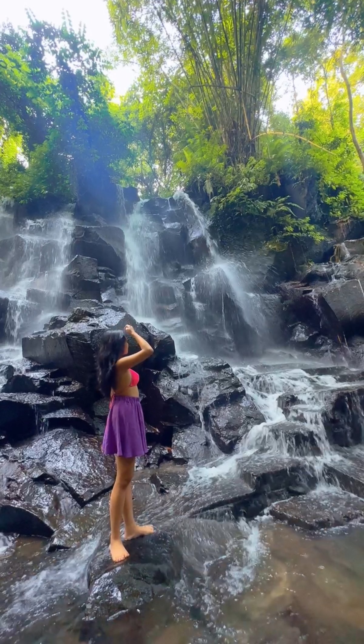 Kanto Lampo: a cachoeira tenda de Bali para explorar - Kabupaten Gianyar | Secret World Trip Planner