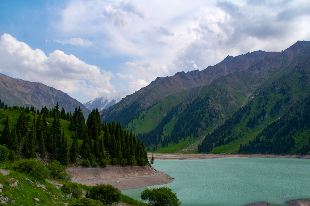 天山天文台：阿拉木图的高山美景 - 3X5C+2HC | Secret World Trip Planner