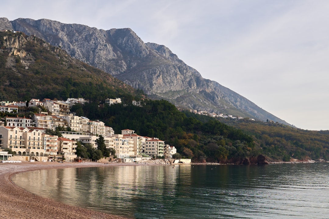 Descubre el Belveder en Montenegro: Una experiencia inigualable - Cetinje | Secret World Trip Planner