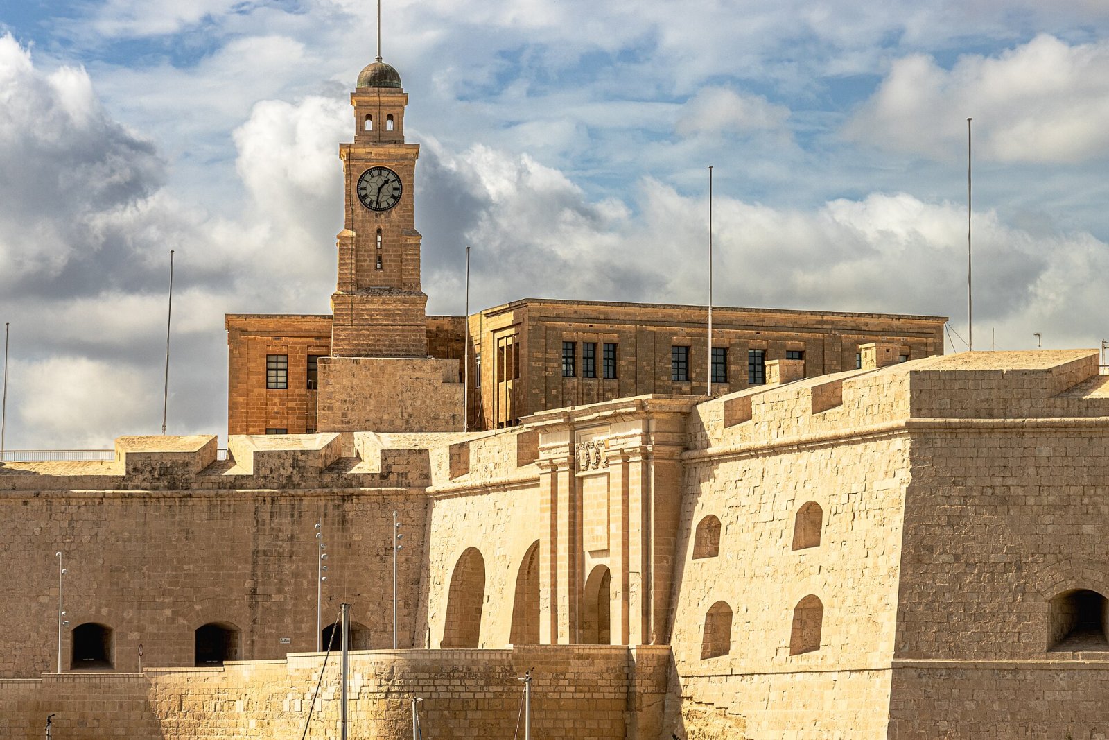 Descubre Memories: Una Experiencia Musical en Malta - 70 Triq Ball | Secret World Trip Planner