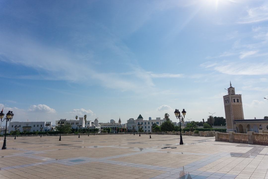 Les souks de Tunis : parfums et couleurs de la Médina - Q5WC+J77 | Secret World Trip Planner