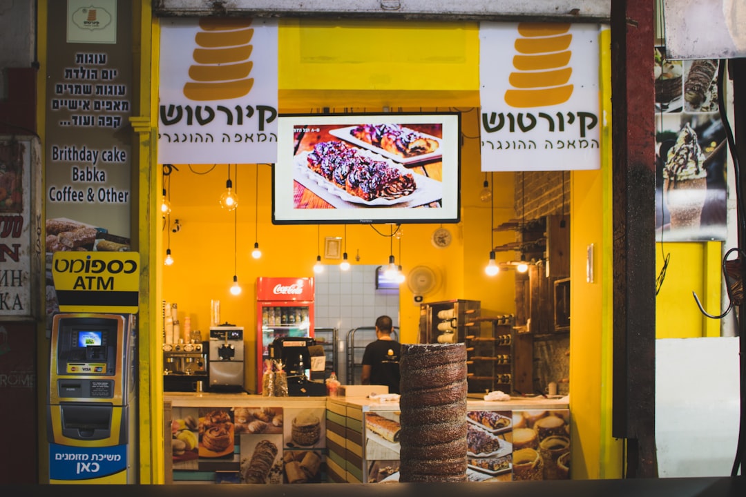 シュク・ハ・カルメル：テルアビブで最も活気ある市場 - HaCarmel St 35 | Secret World Trip Planner