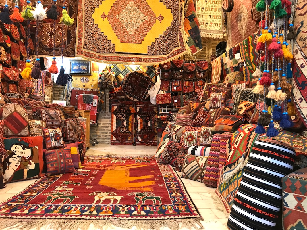 Vakil Bazaar di Shiraz: il cuore pulsante del bazar persiano - District 8 | Secret World Trip Planner