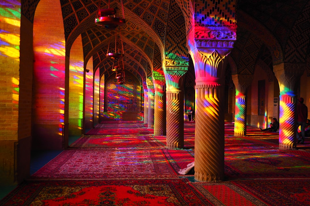 Vakil Bazaar in Shiraz: Heart of the Persian Market - District 8 | Secret World Trip Planner
