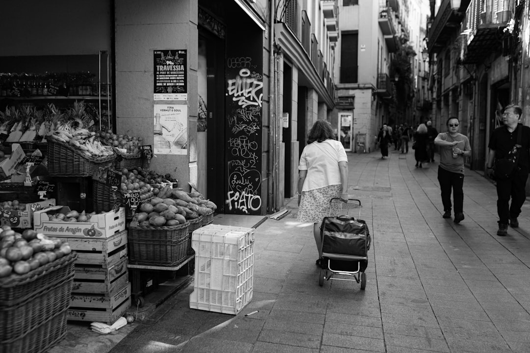 Cuatro Caminos: o mercado histórico de Havana - Ave de México Cristina | Secret World Trip Planner