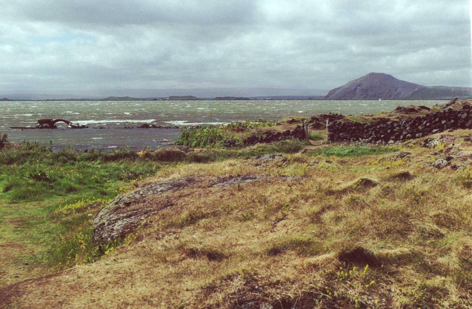 Découvrez le charme de Vindbelgjarfjall en Islande - Skútustaðir | Secret World Trip Planner