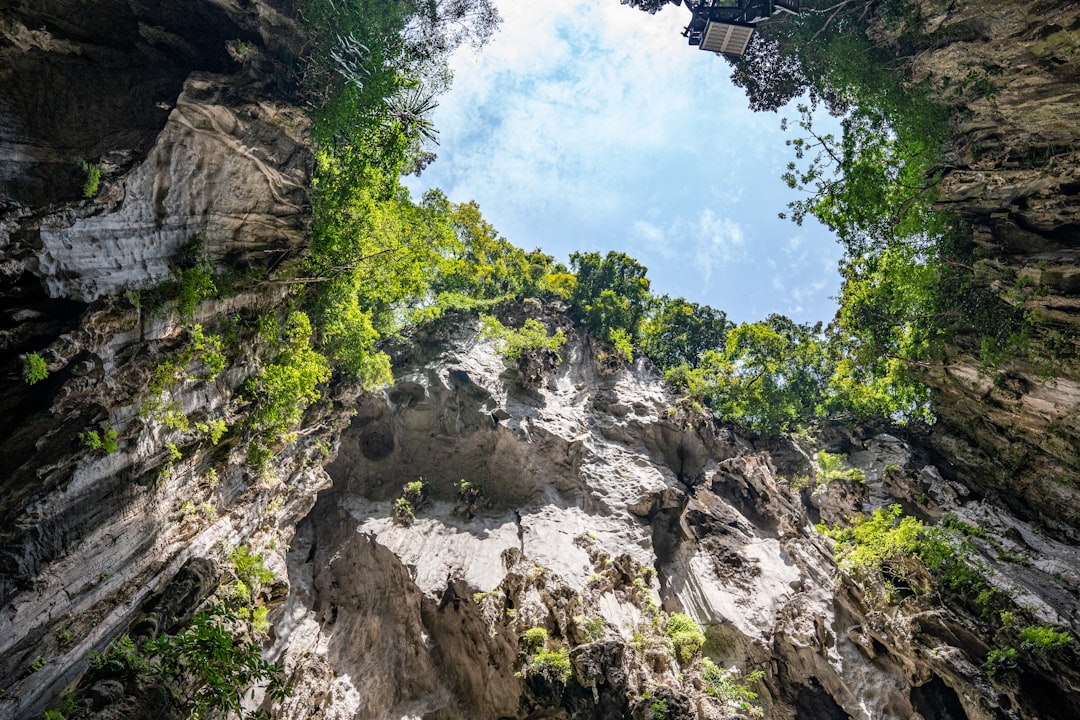 Descubre Wind Cave: una joya natural en Malasia | Secret World Trip Planner