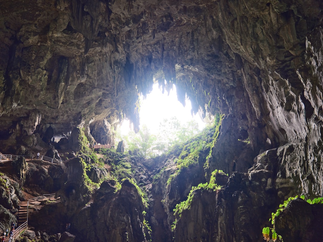 Descubre Wind Cave: una joya natural en Malasia | Secret World Trip Planner