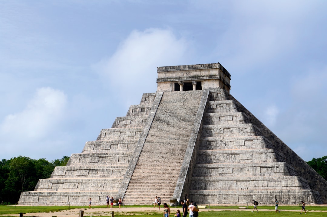 Чичен-Ица: архитектура майя между светом и камнем - 97751 Yucatán | Secret World Trip Planner