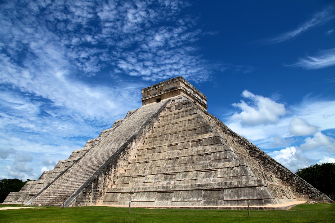 Чичен-Ица: архитектура майя между светом и камнем - 97751 Yucatán | Secret World Trip Planner