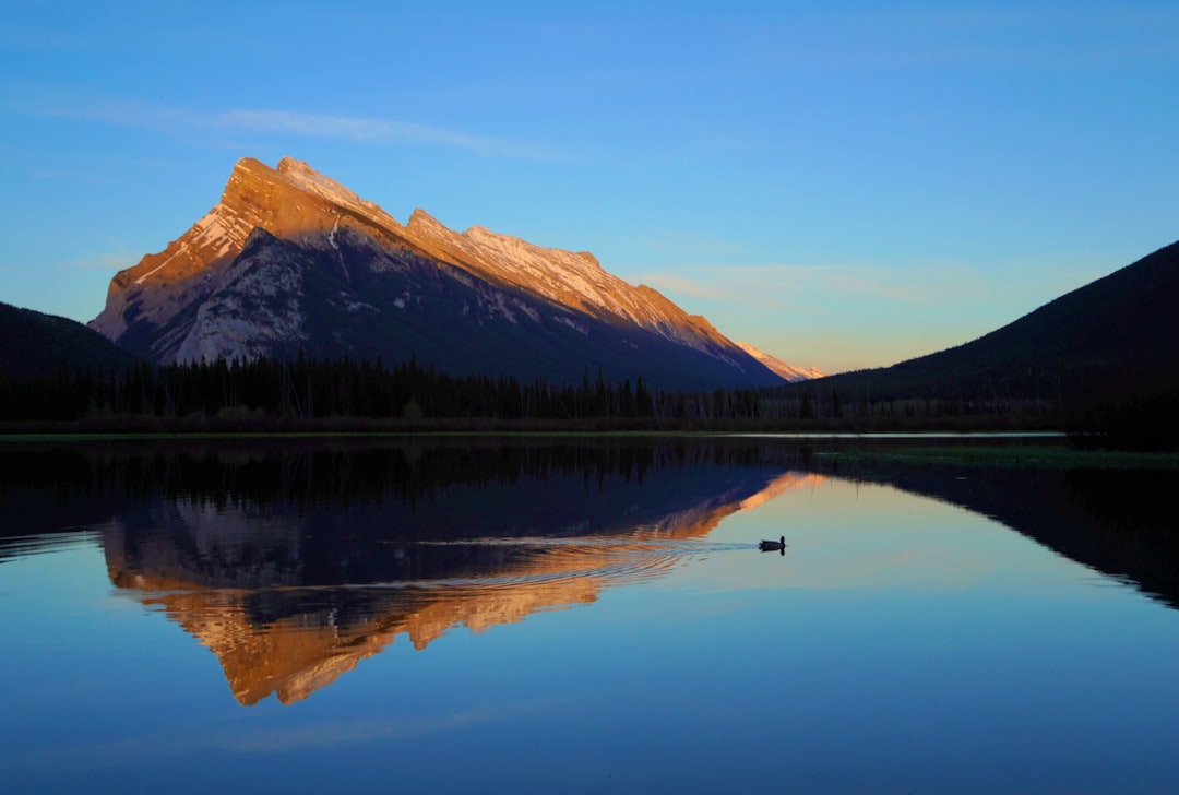 Vermilion Lakes: Stunning Waters at the Rockies' Foot - Banff | Secret World Trip Planner