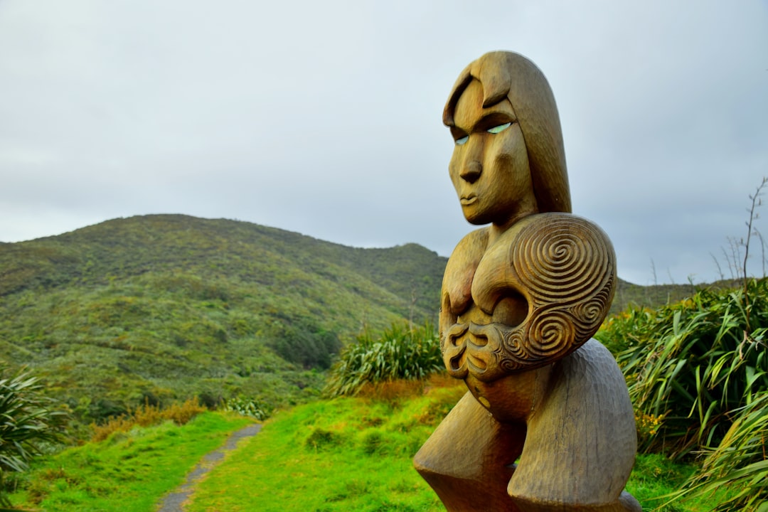 Descubre Apungi Pā: un viaje por la historia de Nueva Zelanda - Ahipara | Secret World Trip Planner