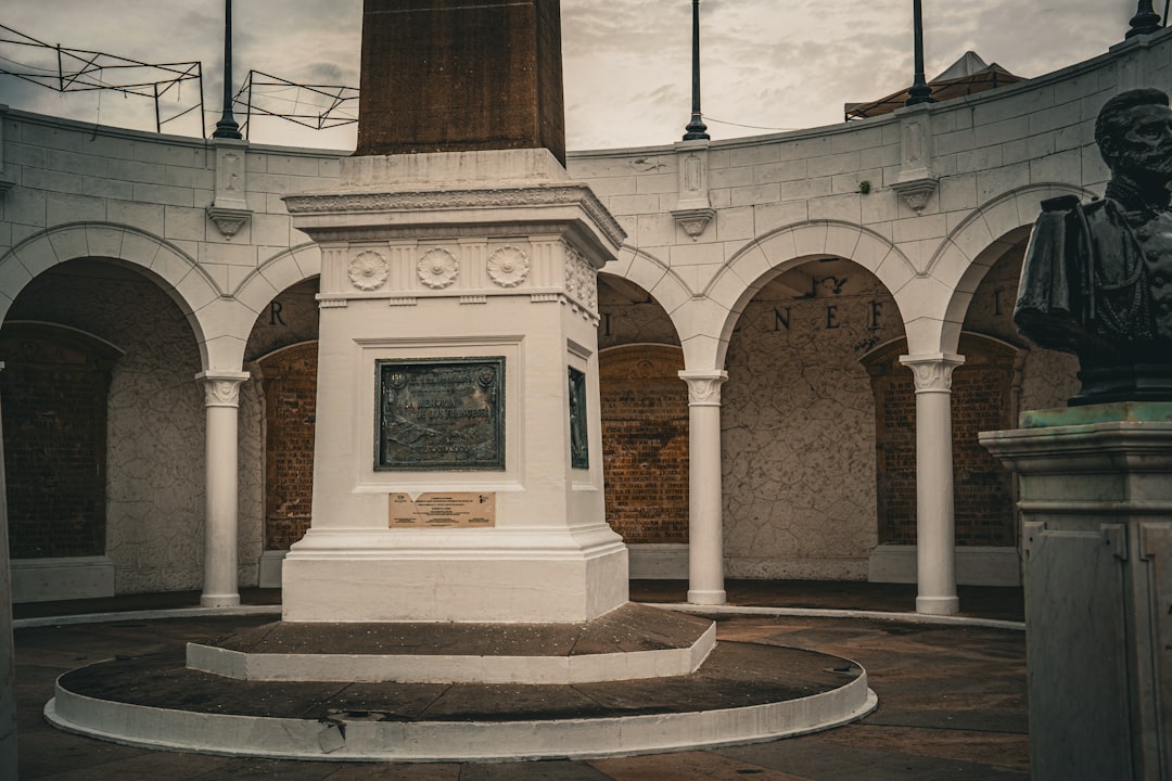 Esplora il Monumento a Belisario Porras a Panama - Panamá | Secret World Trip Planner