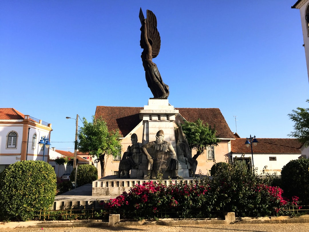 Guía completa de la estatua de Che Guevara en Santa Clara - C26V+Q82 | Secret World Trip Planner