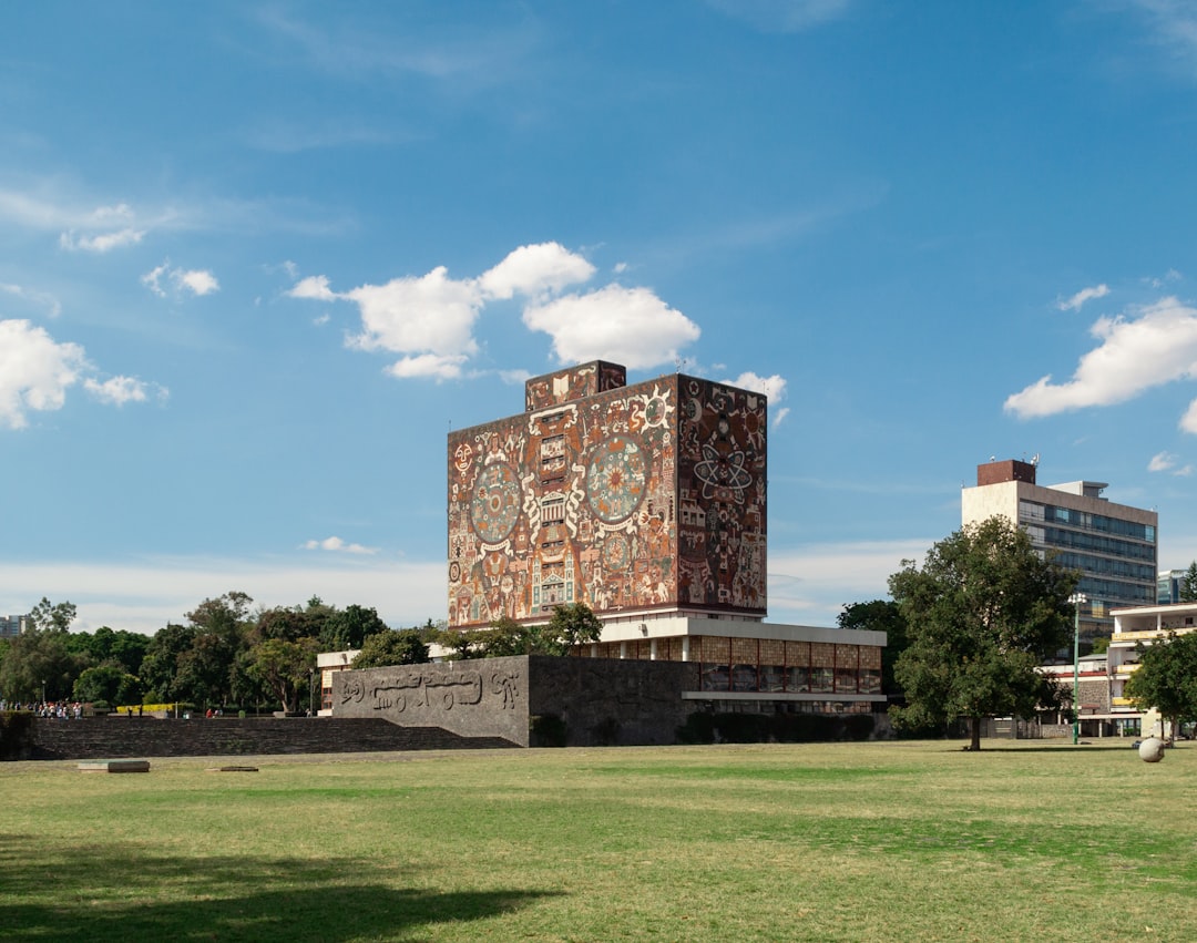 メキシコシティ人類学博物館の魅力 - 11560 Ciudad de México | Secret World Trip Planner