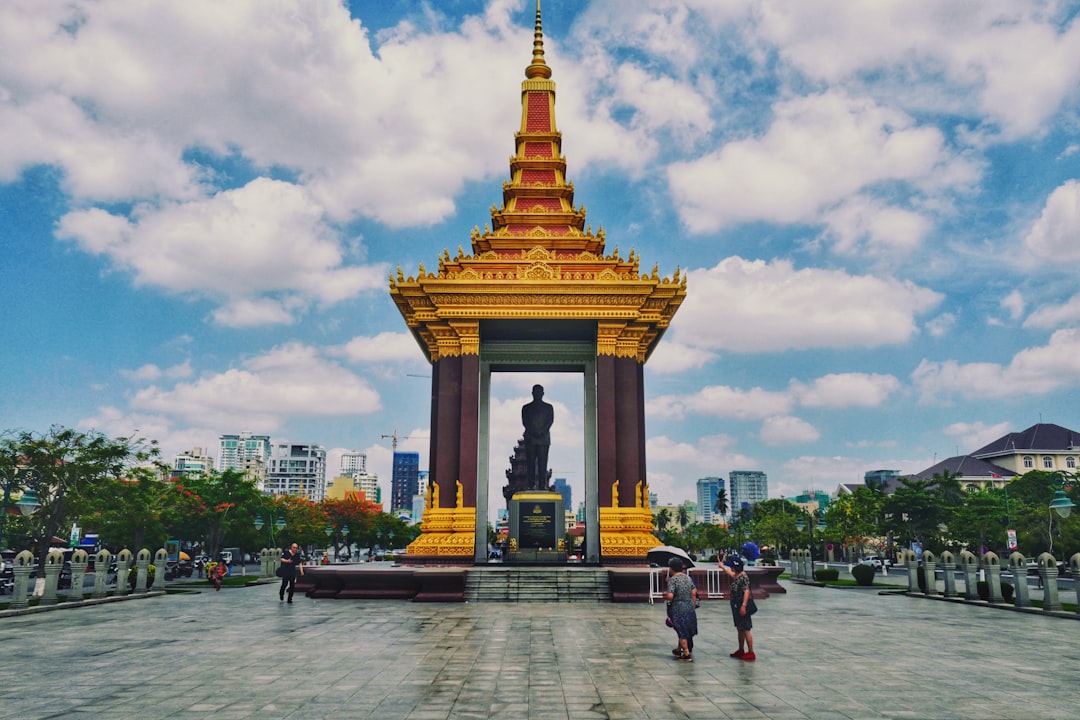 Independence Monument of Kep: History and Significance - Krong Kaeb | Secret World Trip Planner