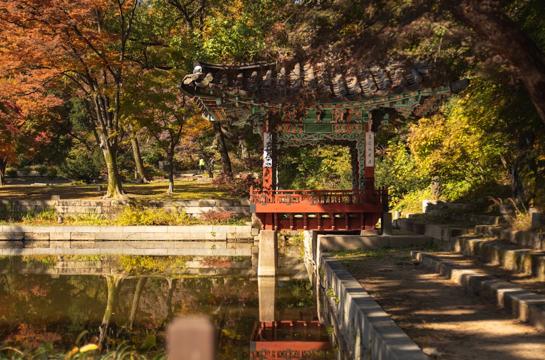 Changdeokgung: Der geheime Palast von Seoul — Jongno District