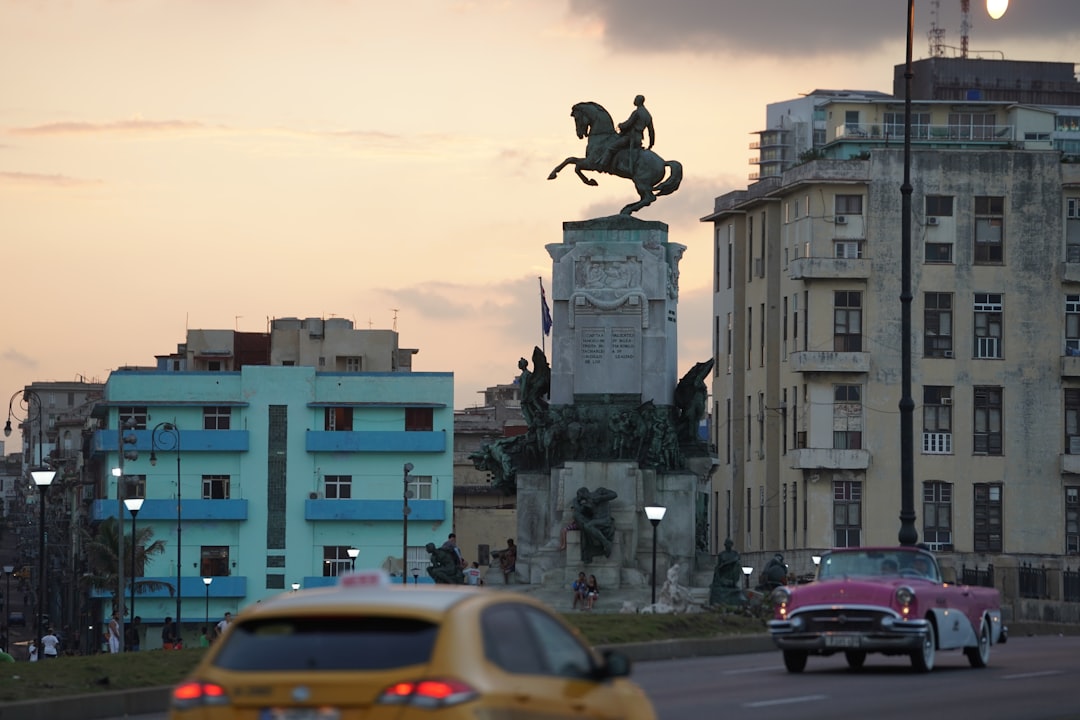 Monument à Francisco Vicente Aguilera : Histoire et Beauté à Santiago de Cuba - Santiago de Cuba | Secret World Trip Planner