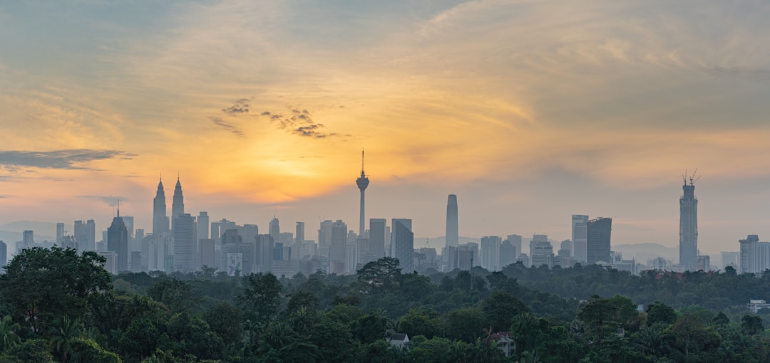 Torres Petronas: arquitectura y emoción en Kuala Lumpur - 50088 Kuala Lumpur | Secret World Trip Planner
