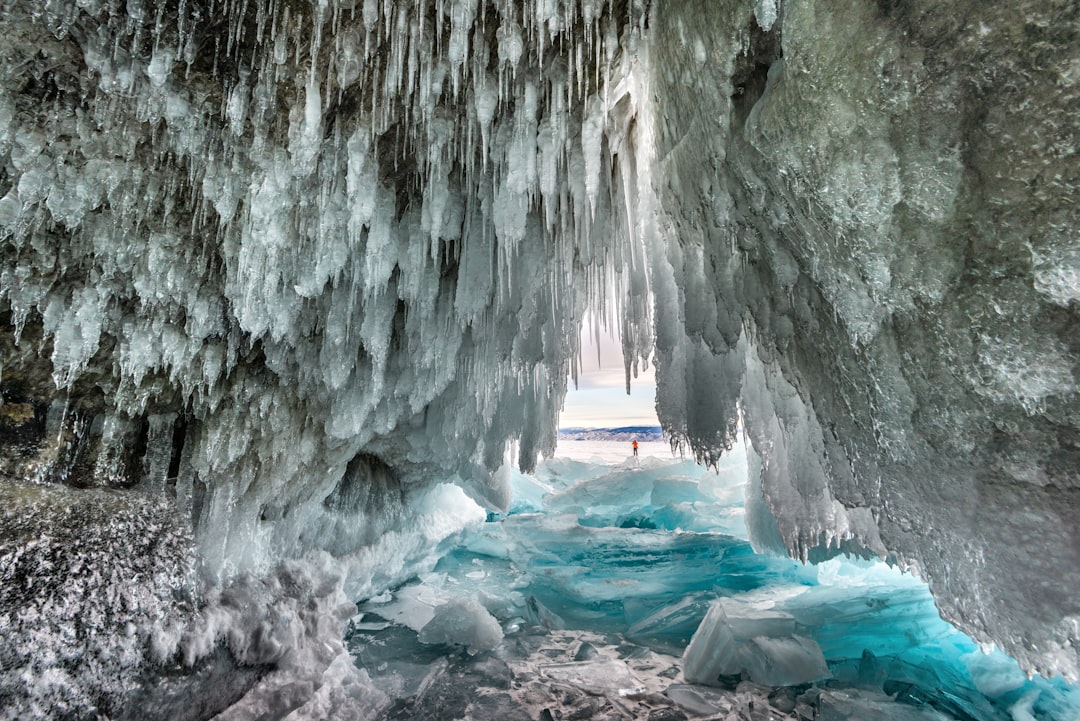 Grotte de glace de Narusawa : au cœur du Fuji — Minamitsuru District