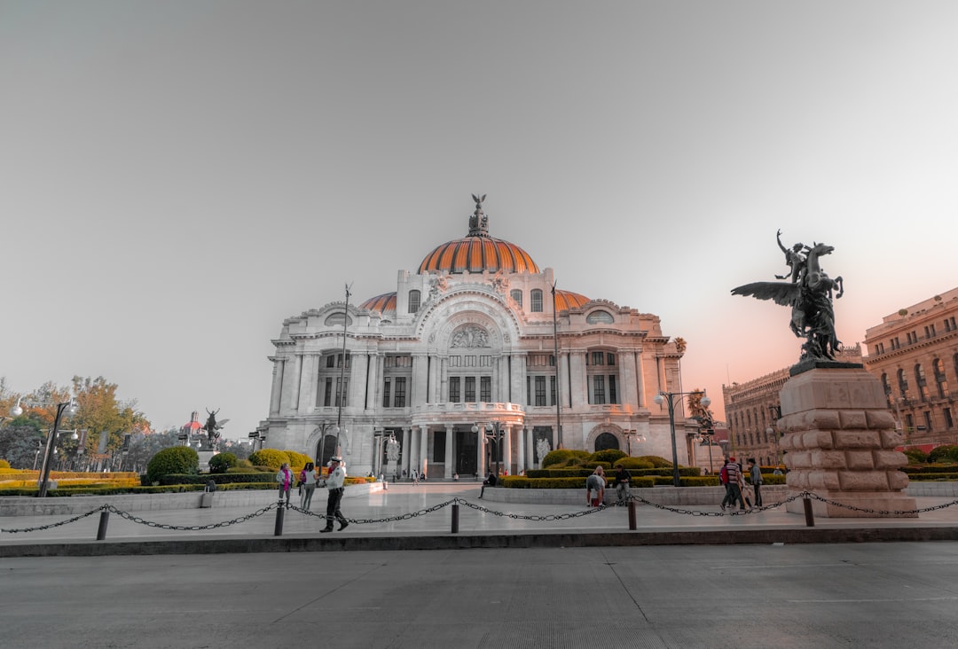 Visita al Monumento a Tlahuicole: Un tesoro histórico de México — Tlaxcala de Xicohténcatl