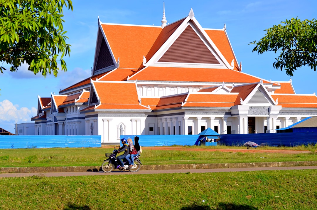Découvrez le Cultural Center en Cambodge : un voyage dans la culture - Krong Ban Lung | Secret World Trip Planner