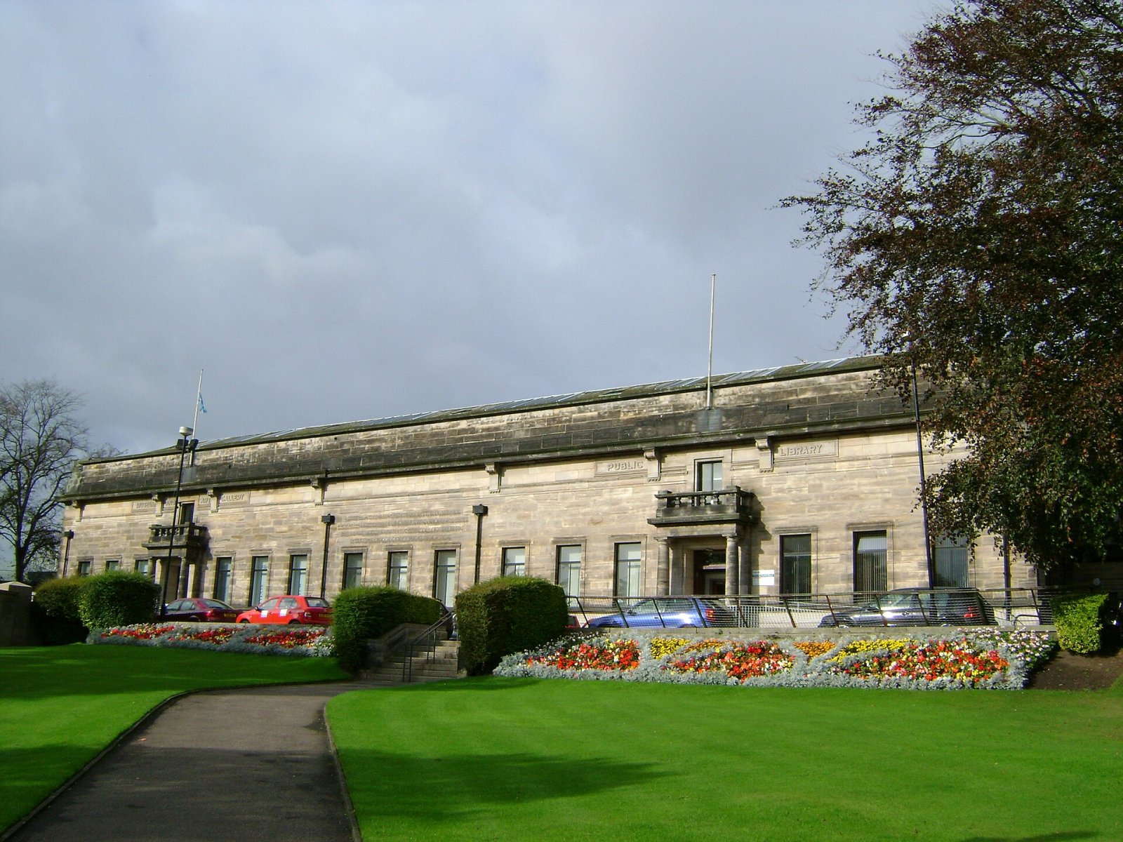 Découvrez le Kirkcaldy Museum and Art Gallery en Écosse — Fife