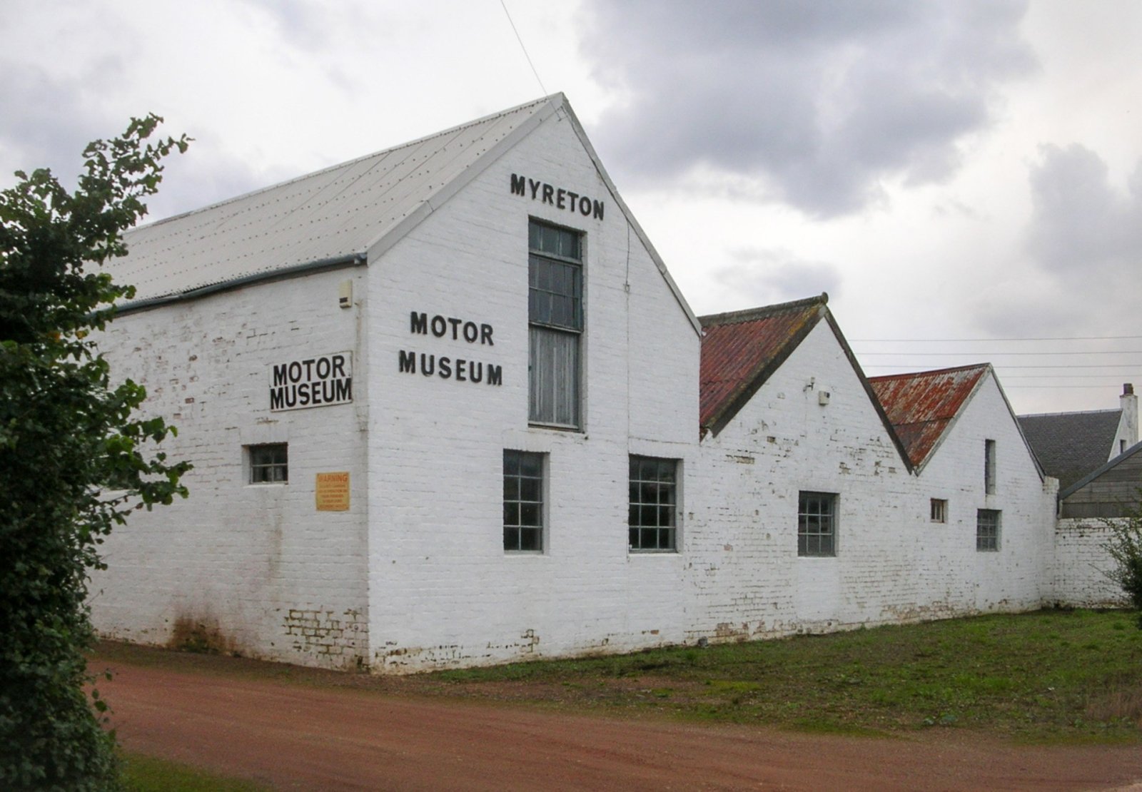 Découvrez le Myreton Motor Museum : un voyage dans le temps en Écosse - 253G+JC Longniddry | Secret World Trip Planner