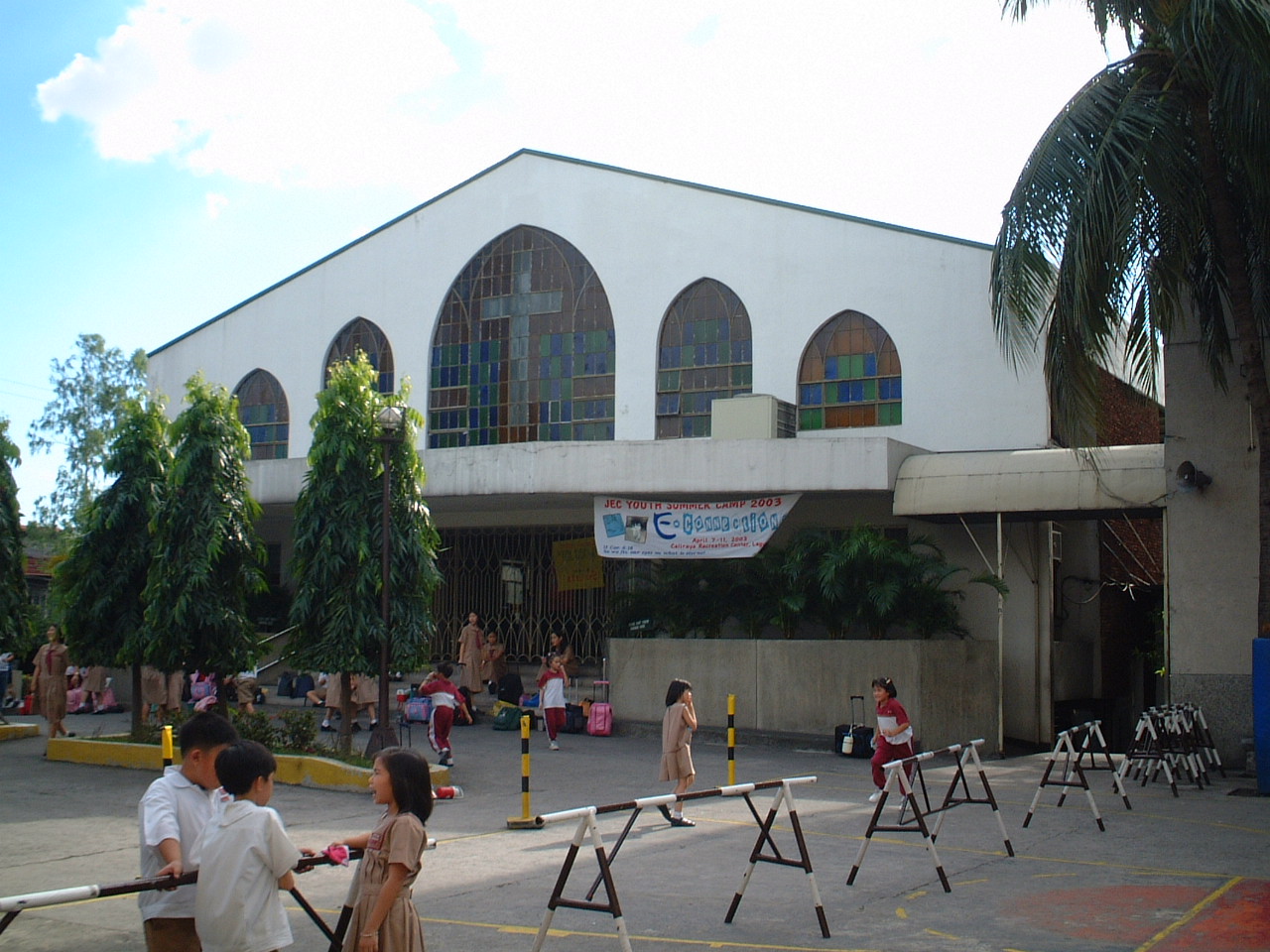 Descubriendo la Iglesia Cristiana Evangélica en Quezon City - Quezon City | Secret World Trip Planner