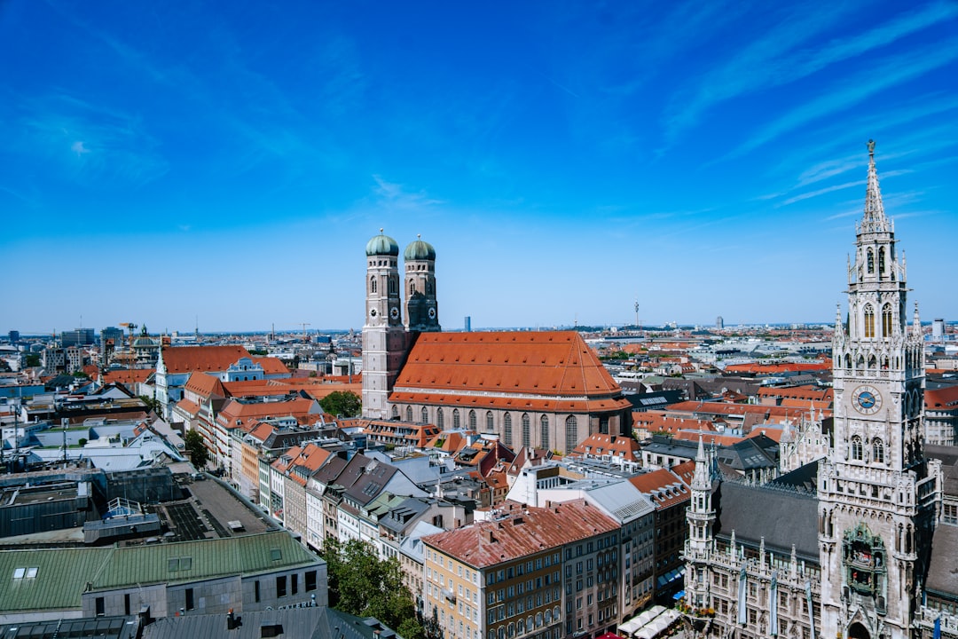 Marienplatz Múnich: mercados tradicionales en la plaza gótica - Marienplatz | Secret World Trip Planner