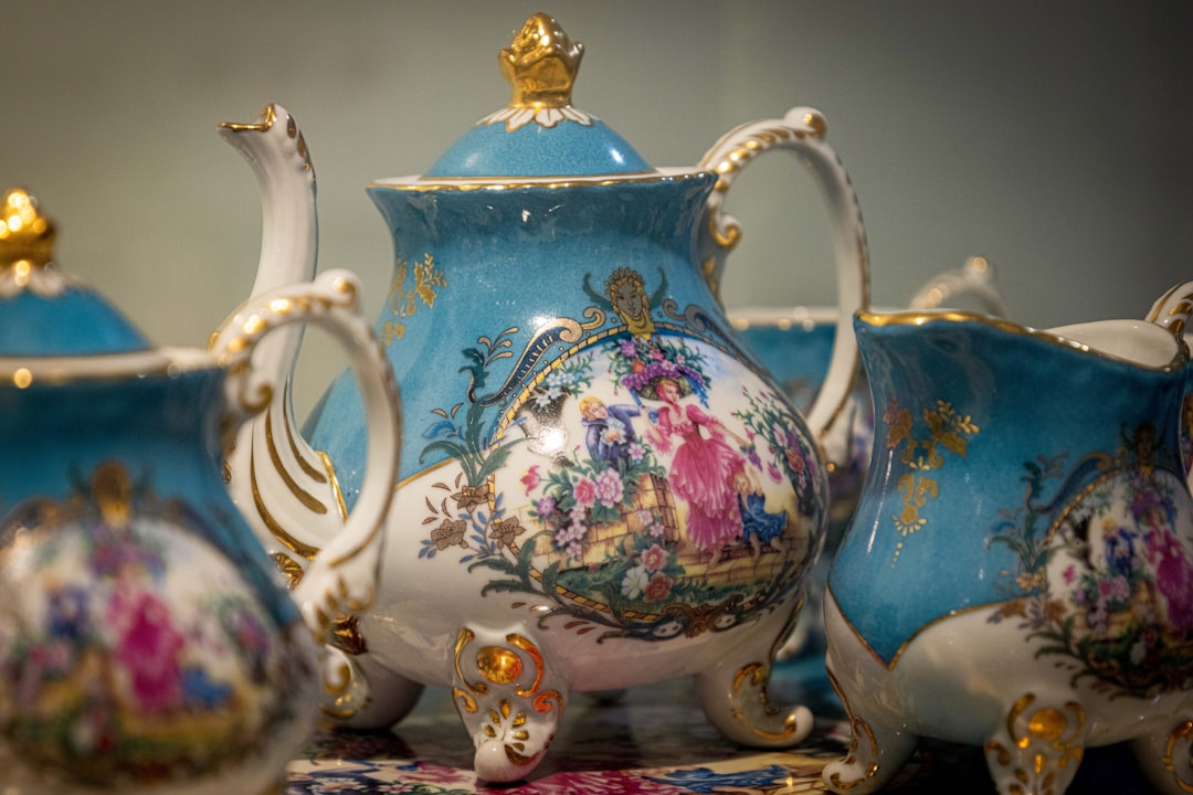 Meissen: Inside the Finest Porcelain Workshops - Talstraße 9 | Secret World Trip Planner
