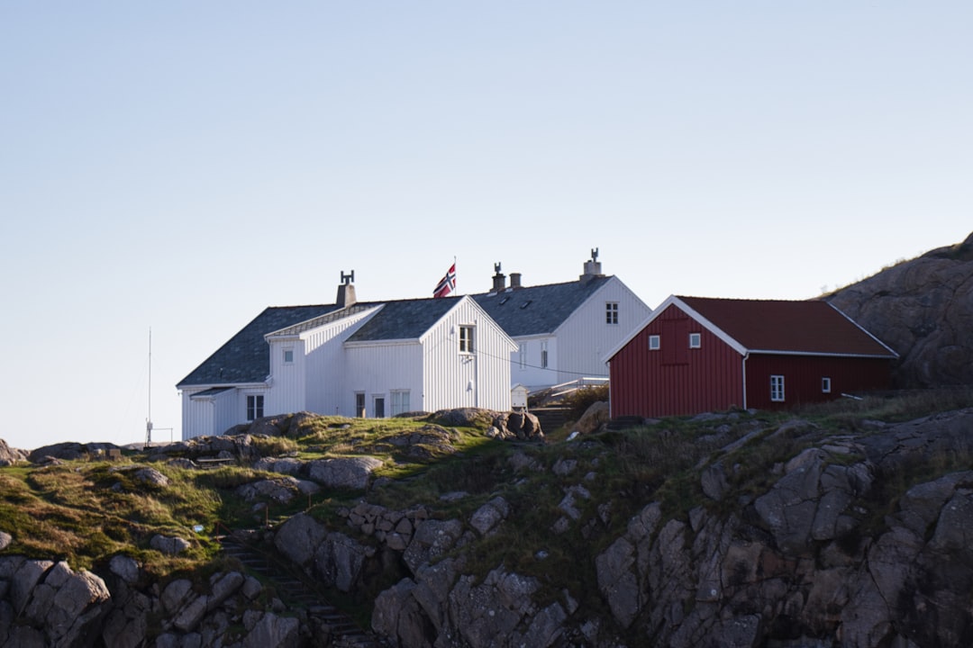 Lindesnes: il faro più antico della Norvegia - Lindesnesveien 1139 | Secret World Trip Planner