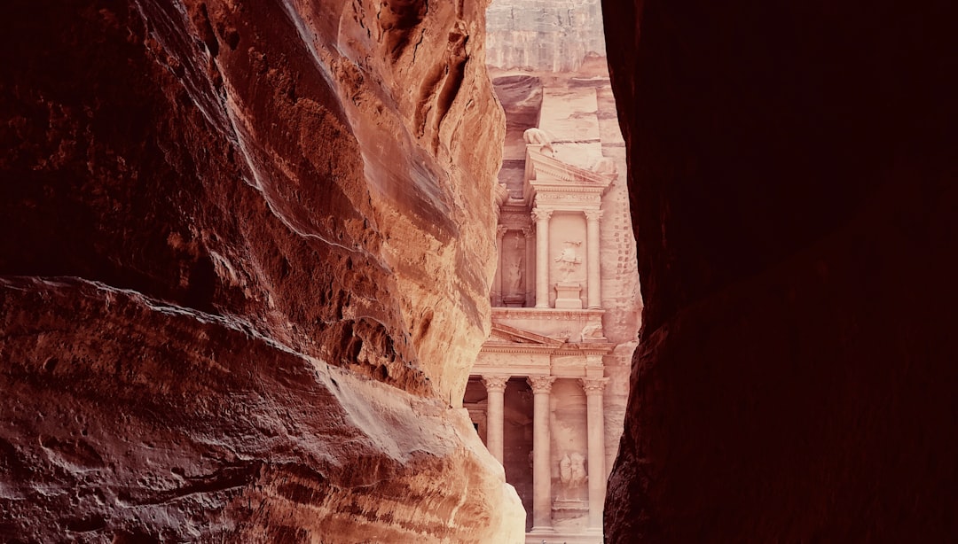 Piccola Petra: Das verborgene Juwel der Nabataeaner - 9CFX+MV2 | Secret World Trip Planner