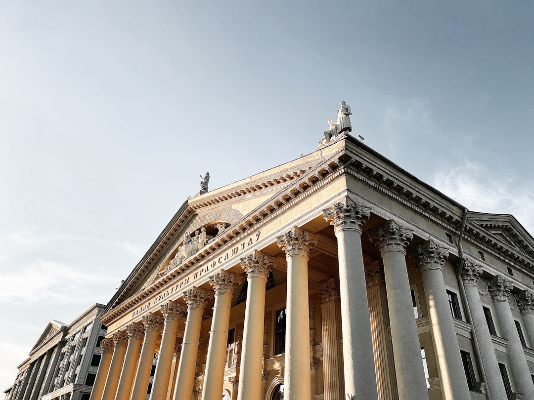 Minsk: La Capital de Bielorrusia entre Historia y Modernidad | Secret World Trip Planner